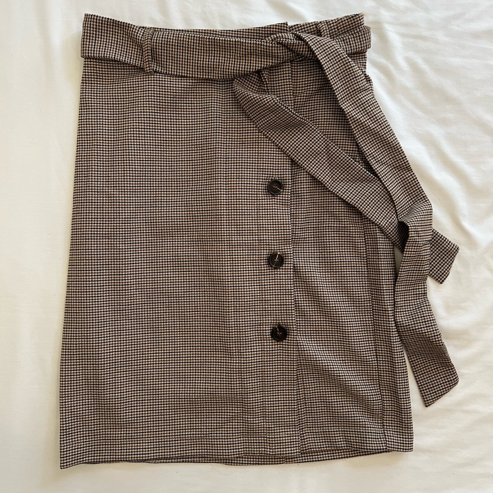 Plaid houndstooth print button midi skirt with tie waist